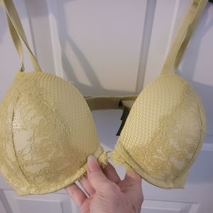 VS 36d Lime green "very sexy" bra